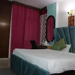 Awasthi Kozi Stays B&B - Closest To Vfs