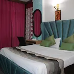 Awasthi Kozi Stays B&B - Closest To Vfs